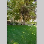 Boutique Rentals- Art & Charm W/ Balcony & Garage Apartment Porto