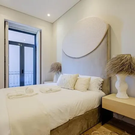 Lejlighed Boutique Rentals- Art & Charm W/ Balcony & Garage *